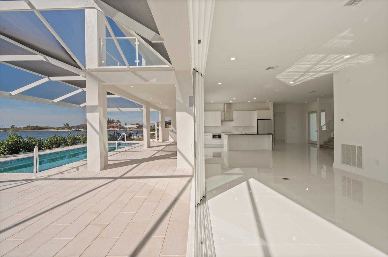 Lattitude 48 property image