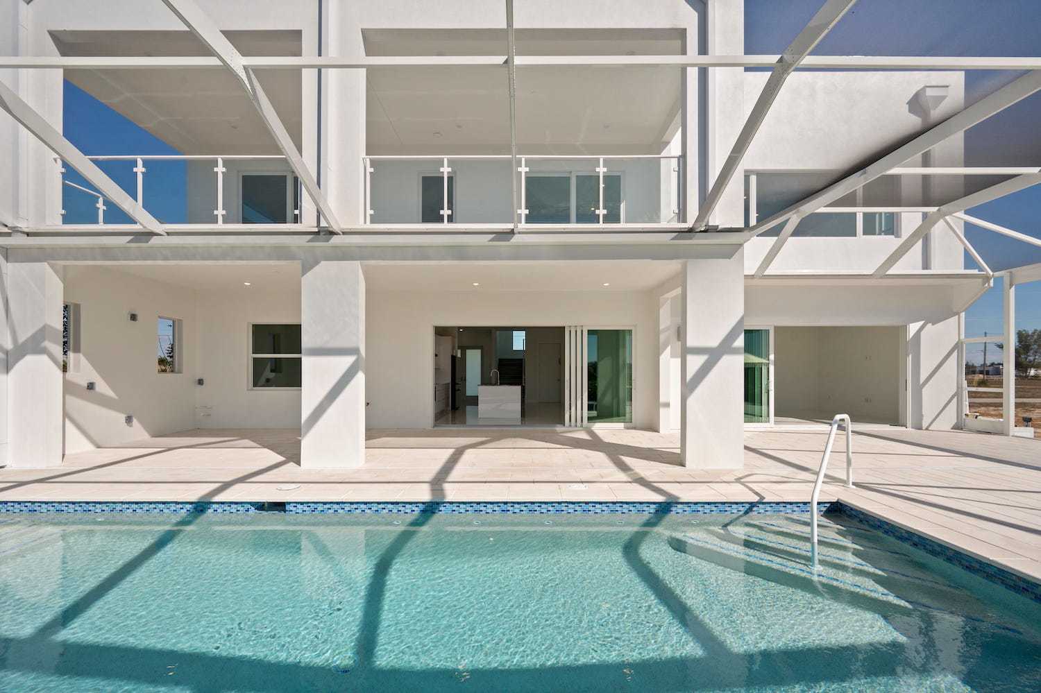 Lattitude 48 property image