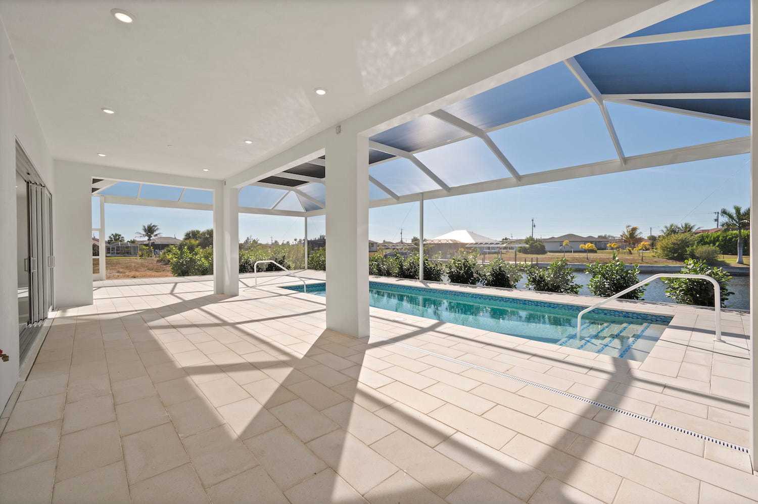 Lattitude 48 property image