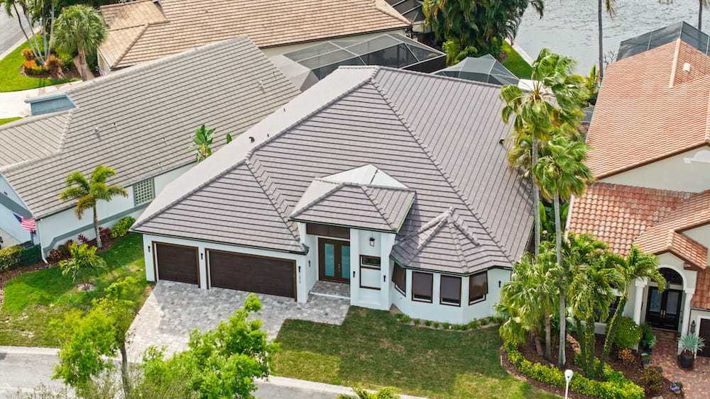 Beacon Cove Custom property image