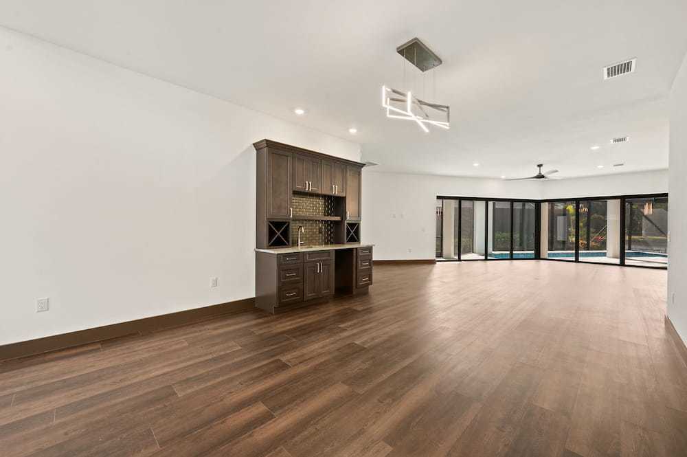 Beacon Cove Custom property image