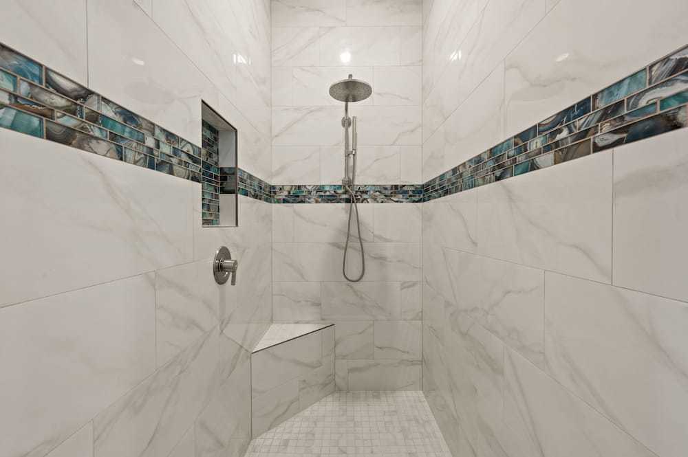 Beacon Cove Custom property image