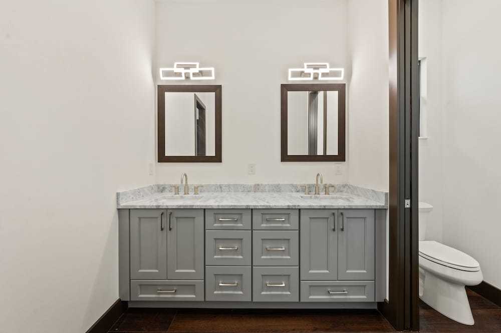 Beacon Cove Custom property image