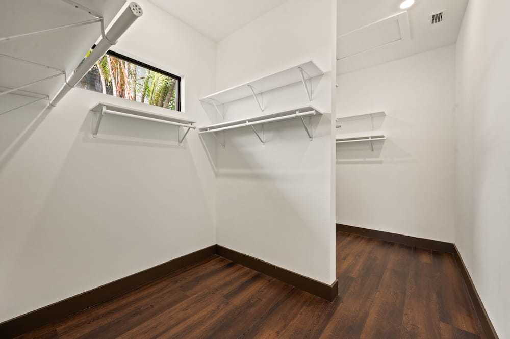 Beacon Cove Custom property image